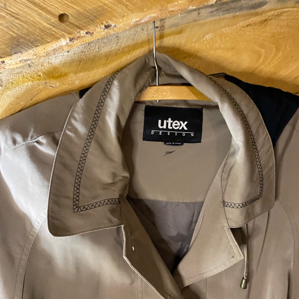 Utex Jacket size medium - Picture 2 of 3